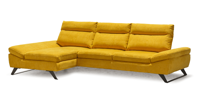 Divano con 3 schienali basculanti e chaise longue maxi, in microfibra antimacchia.