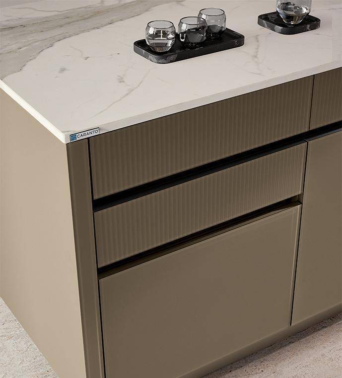 Ri-flex, Caranto – L’eccellenza nei piani tecnici per la cucina