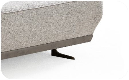 Piedino in acciaio di design